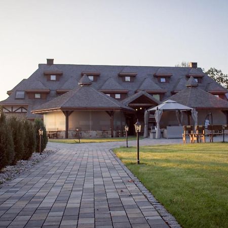 Hotel & Spa **** Kasztel อูเนียยูฟ ภายนอก รูปภาพ